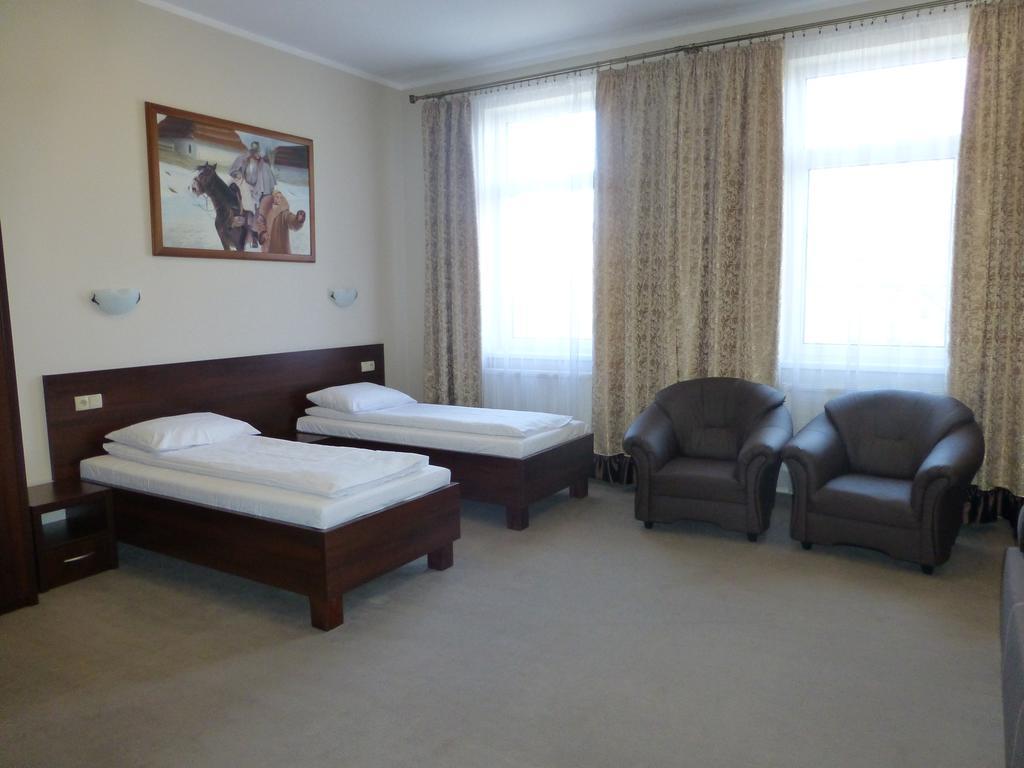 Hotel Cesarski - Kaiserhof กีจิซโก ภายนอก รูปภาพ