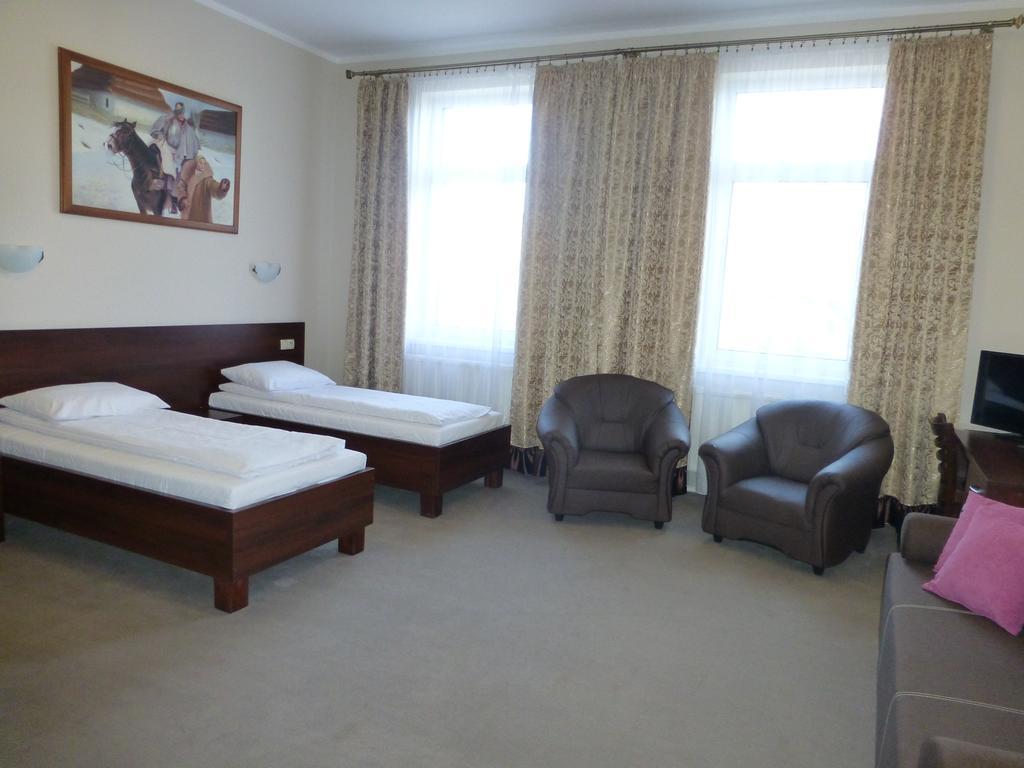 Hotel Cesarski - Kaiserhof กีจิซโก ภายนอก รูปภาพ