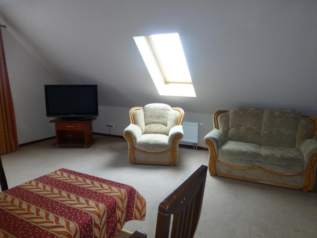 Hotel Cesarski - Kaiserhof กีจิซโก ภายนอก รูปภาพ