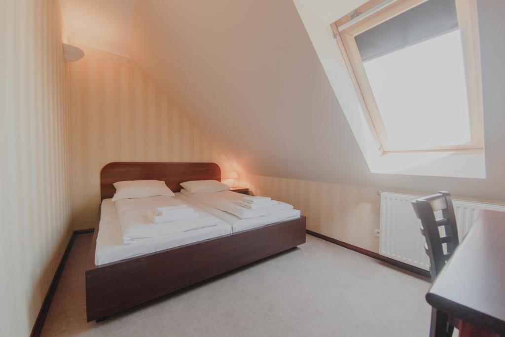 Hotel Cesarski - Kaiserhof กีจิซโก ภายนอก รูปภาพ